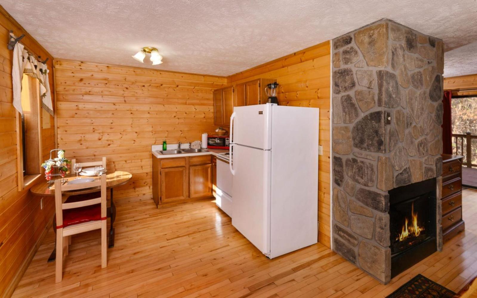 Romantic Retreat Pigeon Forge Dış mekan fotoğraf